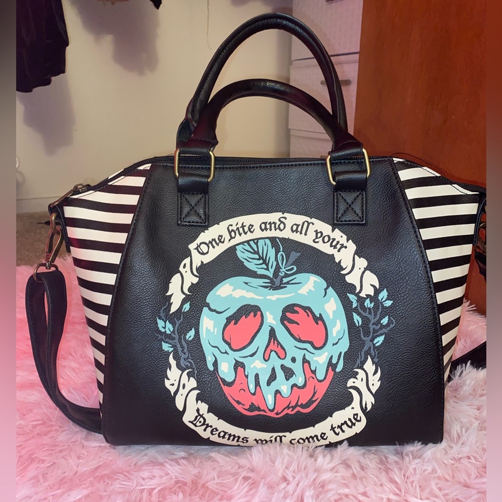 Disney Snow White Loungefly